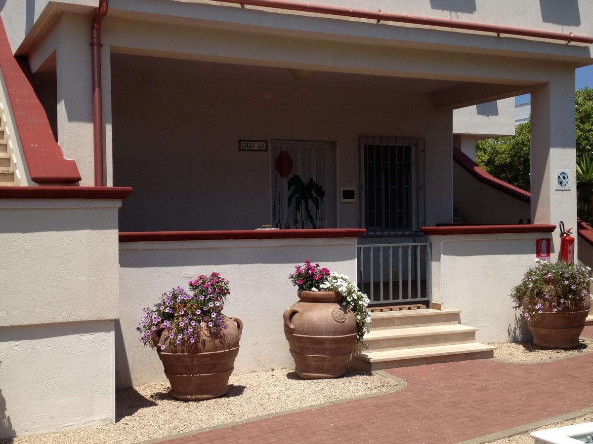 Residence Mezzaluna Carovigno Exterior foto
